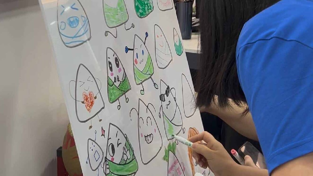 Dragon Boat Festival: Wrapped in Care, Connected by Heart